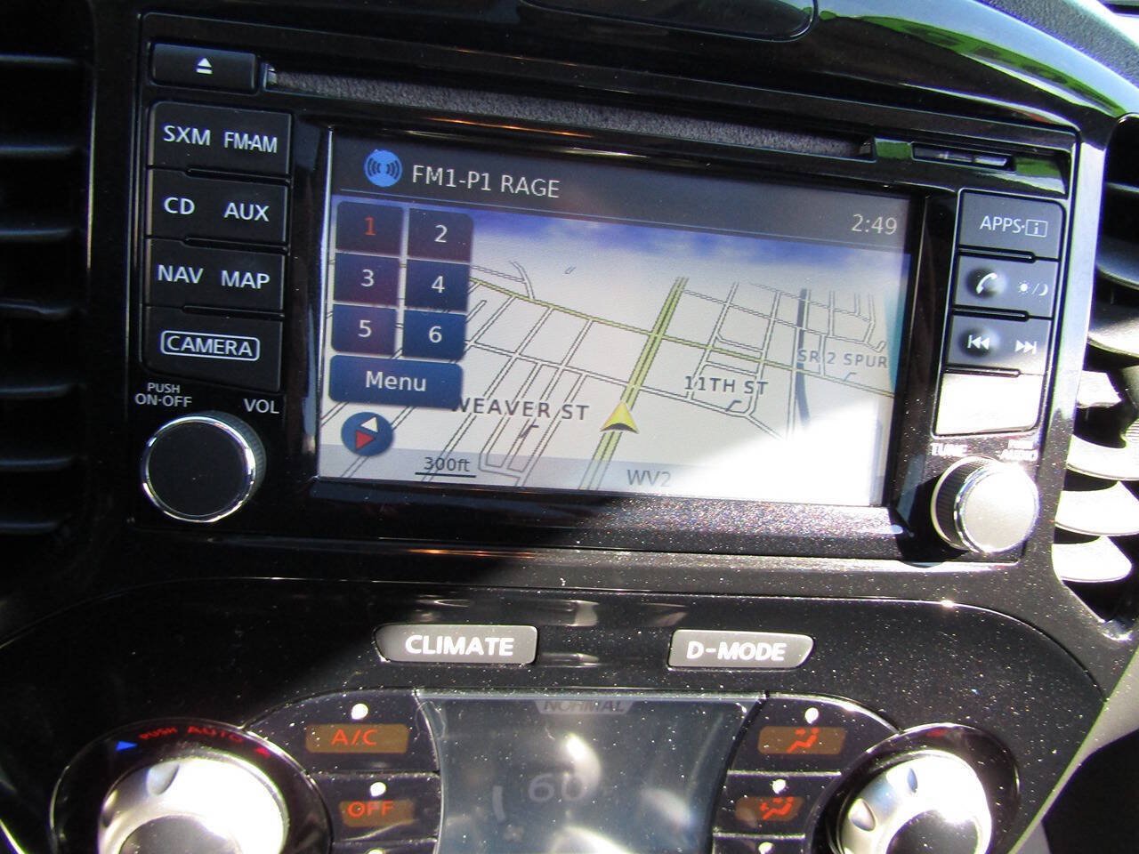 Used 2015 Nissan Juke SL AWD/4WD image 15