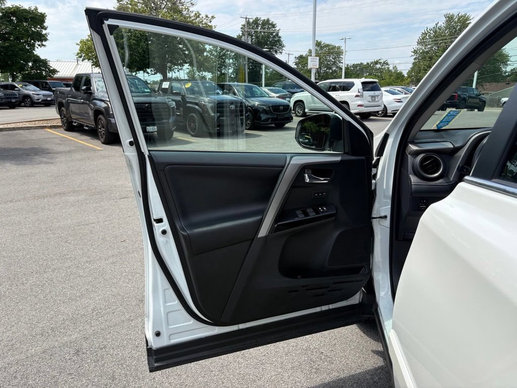 Used 2017 Toyota RAV4 Limited w/ All Weather Liner Package AWD/4WD image 32
