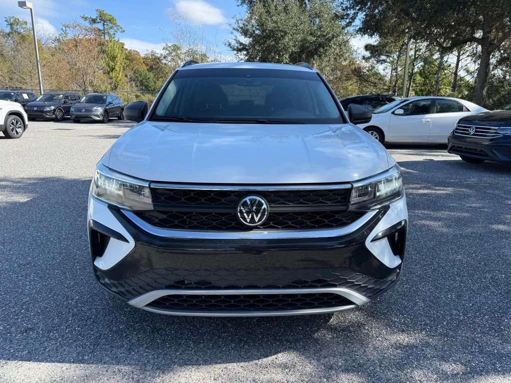 Used 2023 Volkswagen Taos S image 2
