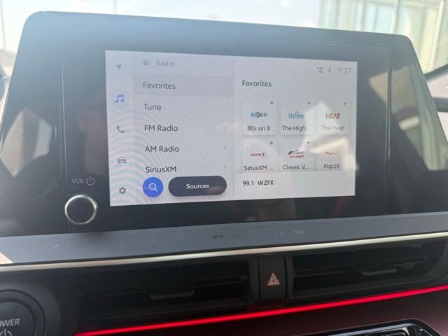 Used 2024 Toyota Prius Prime XSE Premium image 15