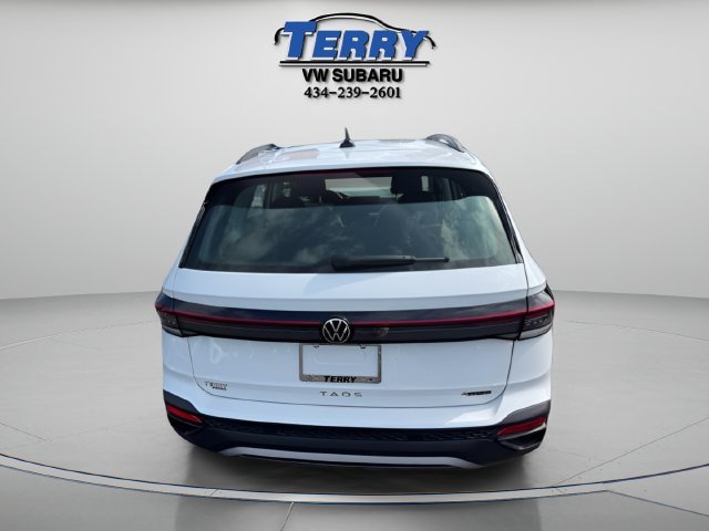 Certified 2025 Volkswagen Taos S AWD/4WD image 3