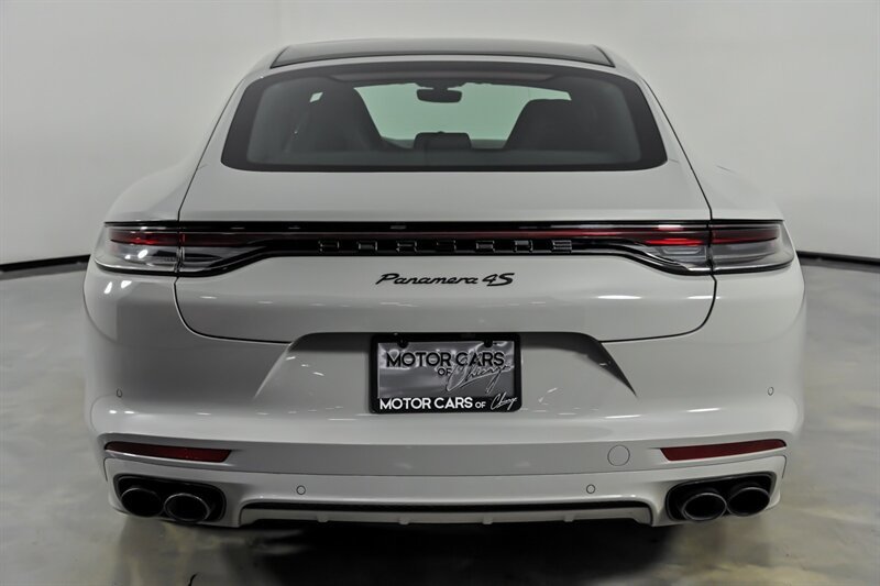 Used 2023 Porsche Panamera 4S AWD/4WD image 9
