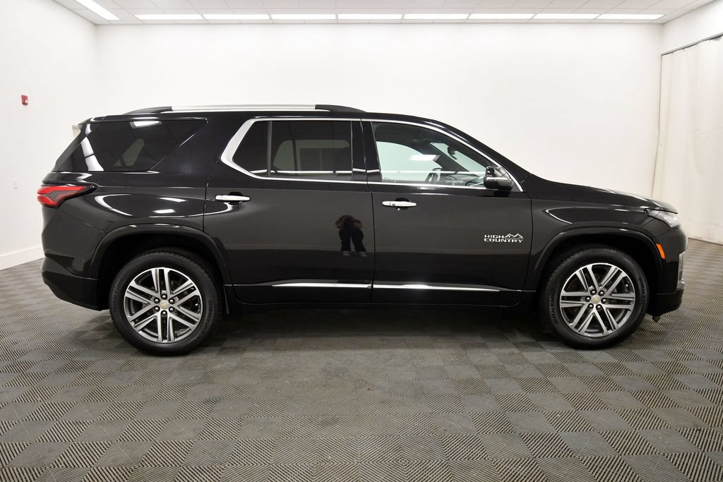 Used 2024 Chevrolet Traverse High Country AWD/4WD image 9