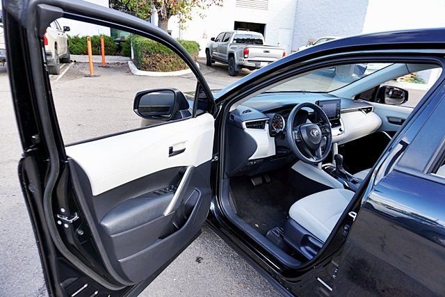 Used 2022 Toyota Corolla Cross L image 37