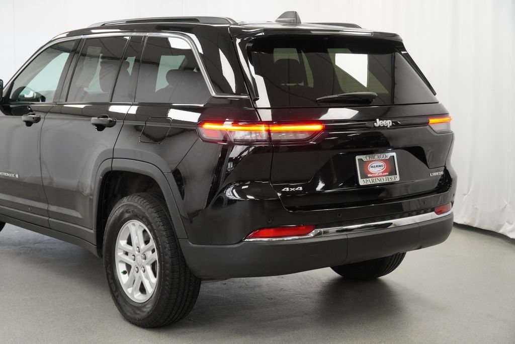 Certified 2024 Jeep Grand Cherokee Laredo AWD/4WD image 20