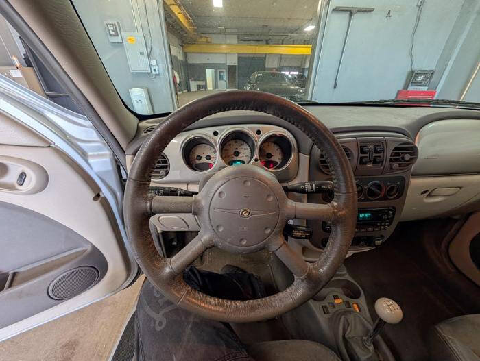 Used 2001 Chrysler PT Cruiser FWD image 33