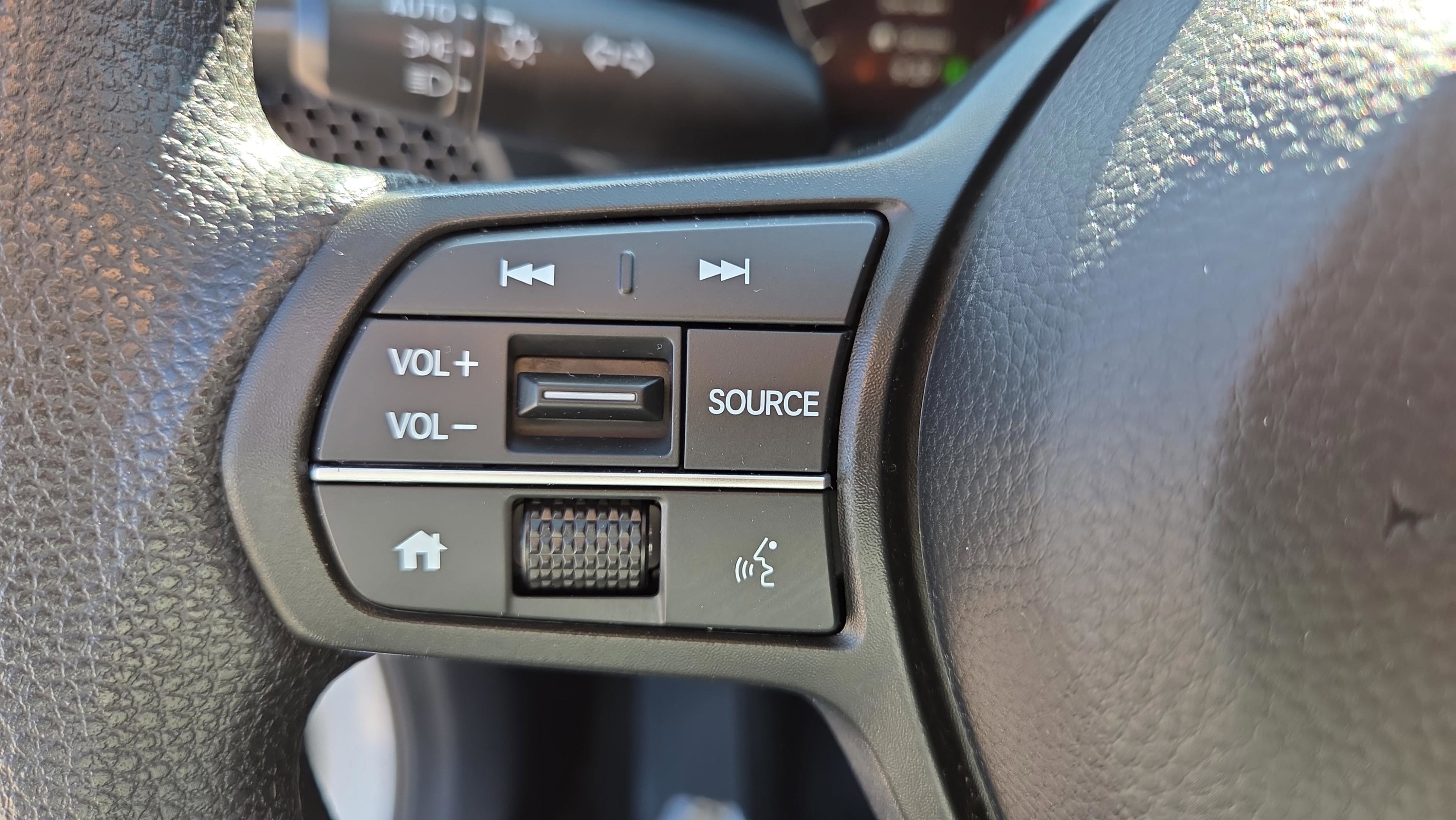 Certified 2023 Honda CR-V LX image 27