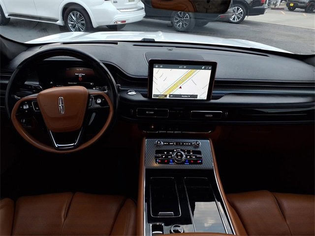 Used 2022 Lincoln Aviator Black Label w/ Dynamic Handling Package image 4