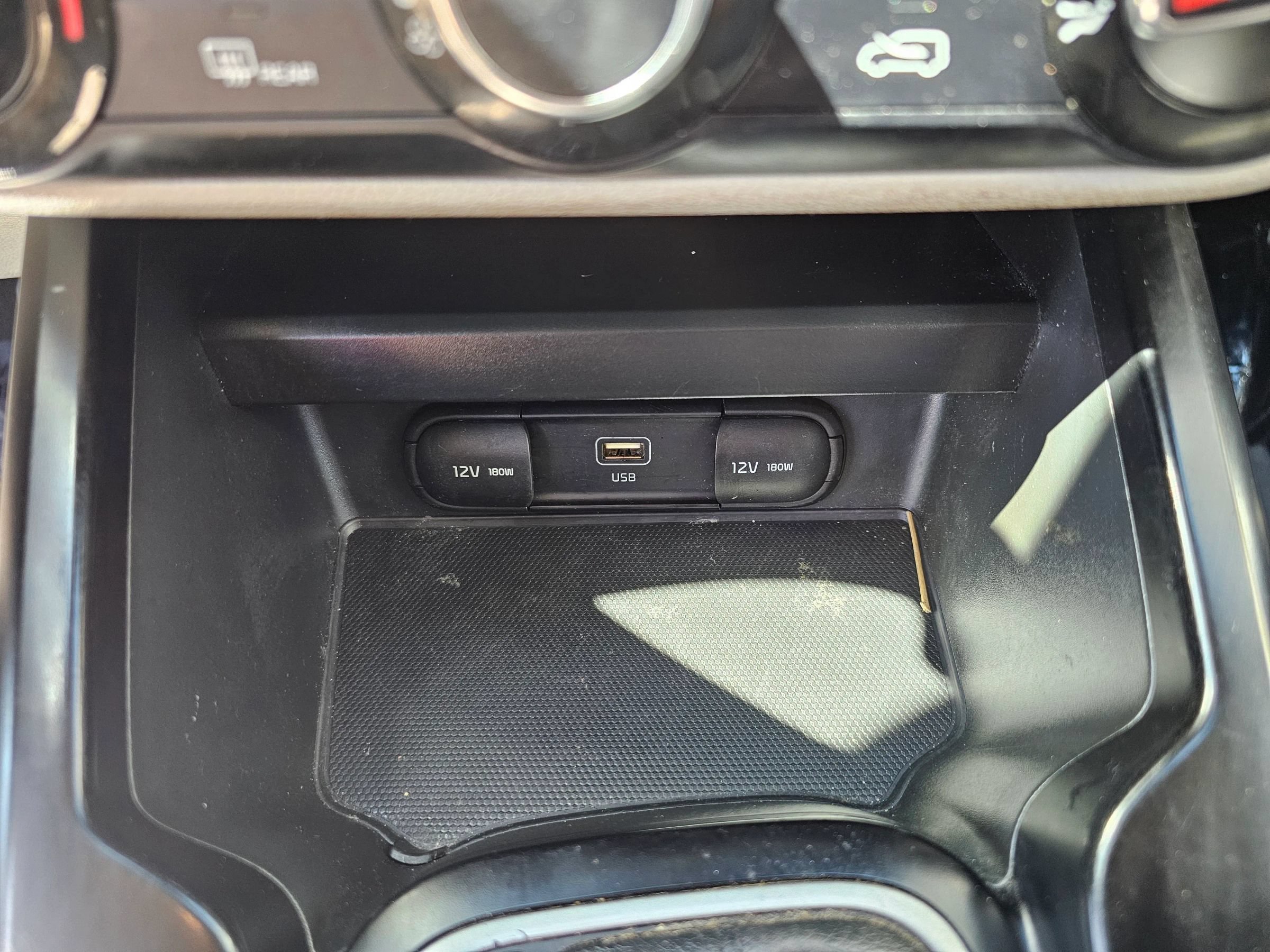 Used 2023 Kia Soul LX FWD image 16