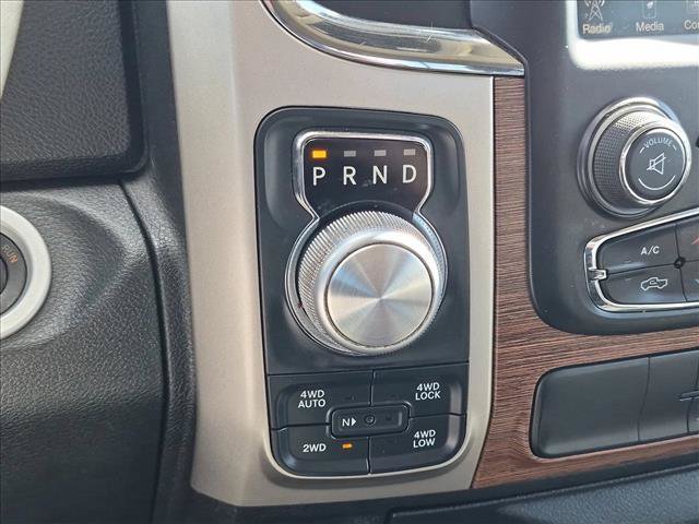 Used 2017 RAM 1500 Laramie w/ Convenience Group AWD/4WD image 11