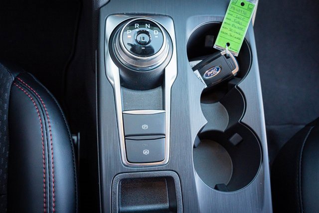New 2025 Ford Escape ST-Line image 25