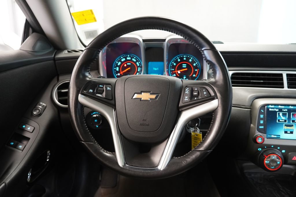 Used 2015 Chevrolet Camaro LT w/ 1LT Preferred Package image 18