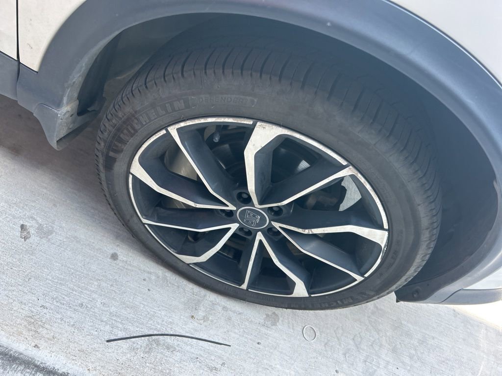 Used 2019 Nissan Rogue Sport SL image 17