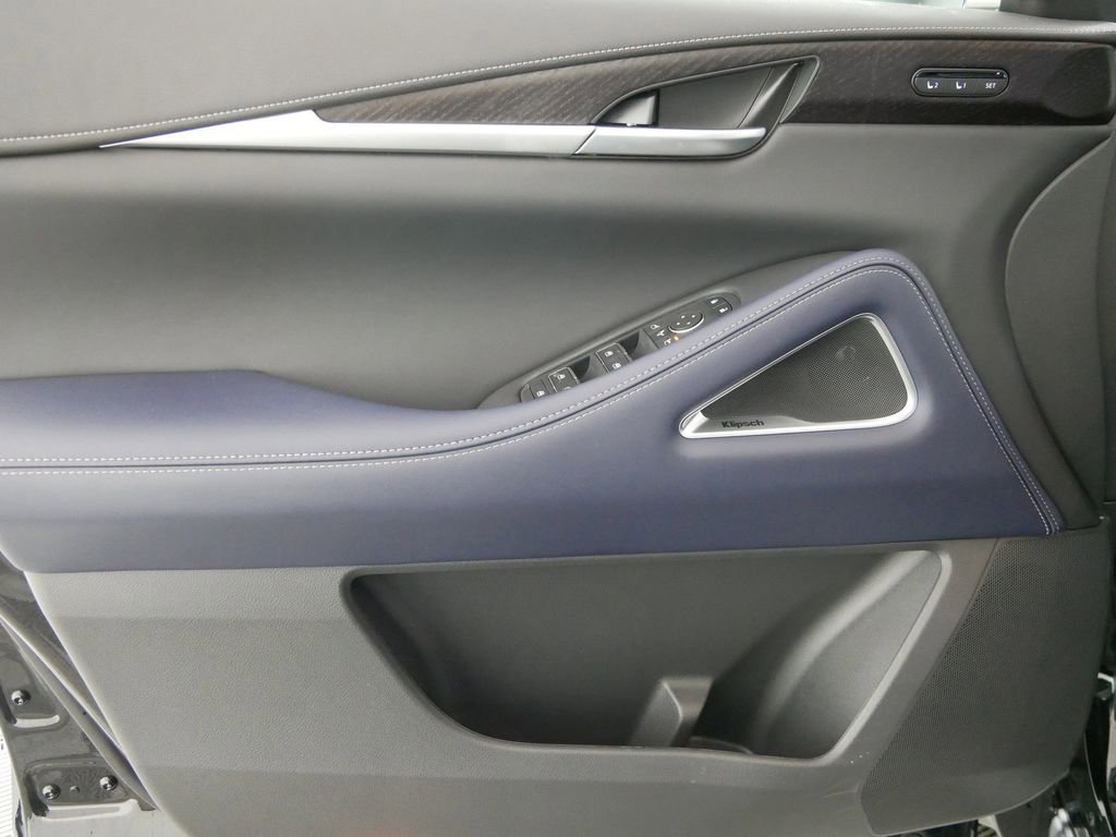 New 2026 INFINITI QX60 Sport image 11