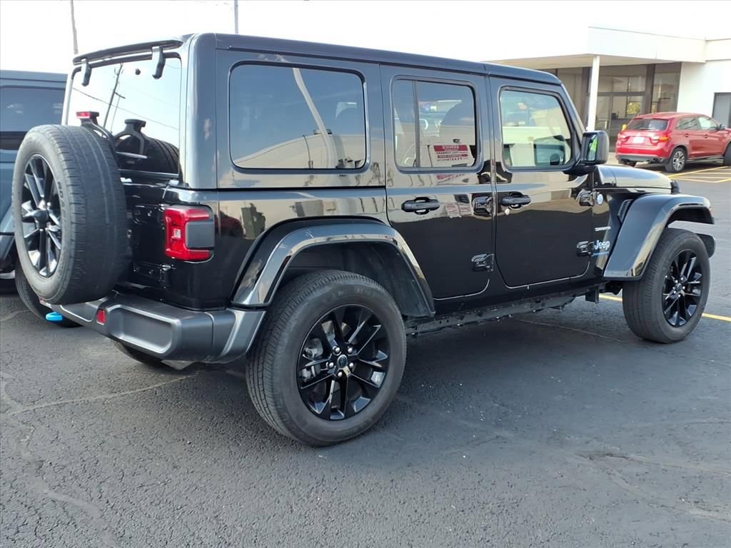 Used 2024 Jeep Wrangler Sahara 4xe image 3