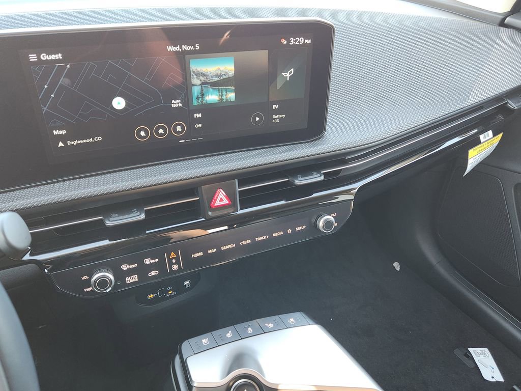 New 2025 Kia EV6 Wind image 20