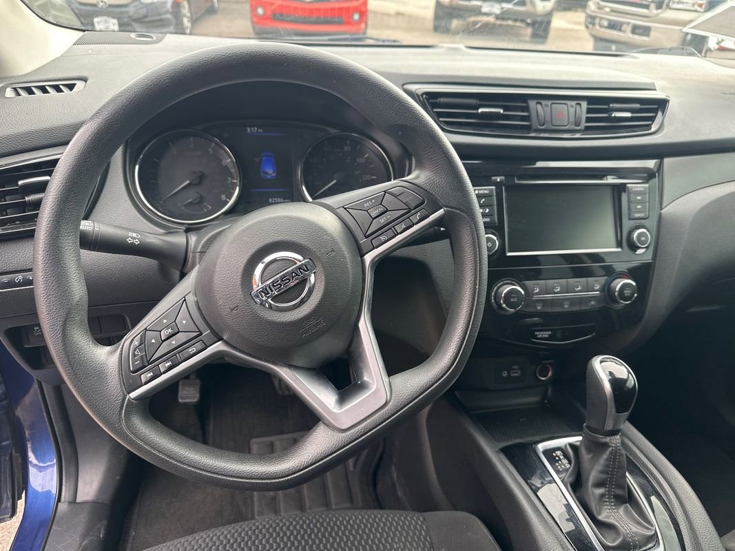 Used 2020 Nissan Rogue Sport S FWD image 9