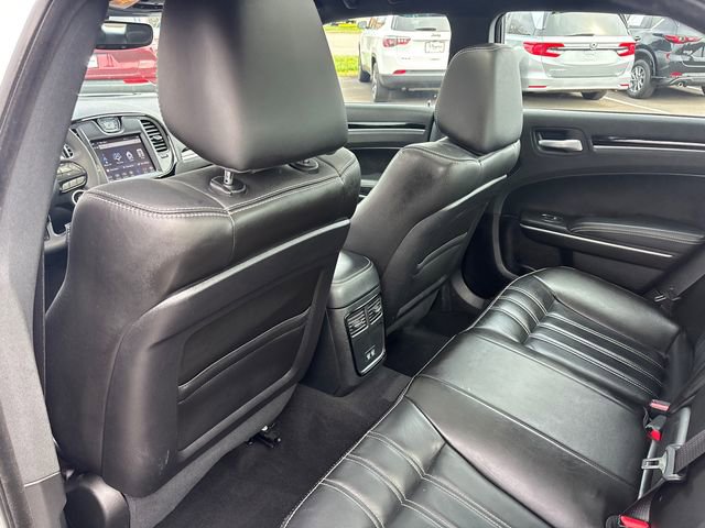 Used 2023 Chrysler 300 S RWD image 10