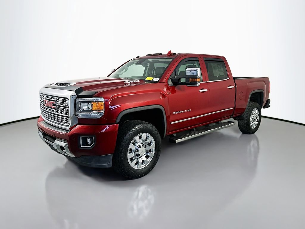 Used 2018 GMC Sierra 2500 Denali w/ Duramax Plus Package AWD/4WD image 3