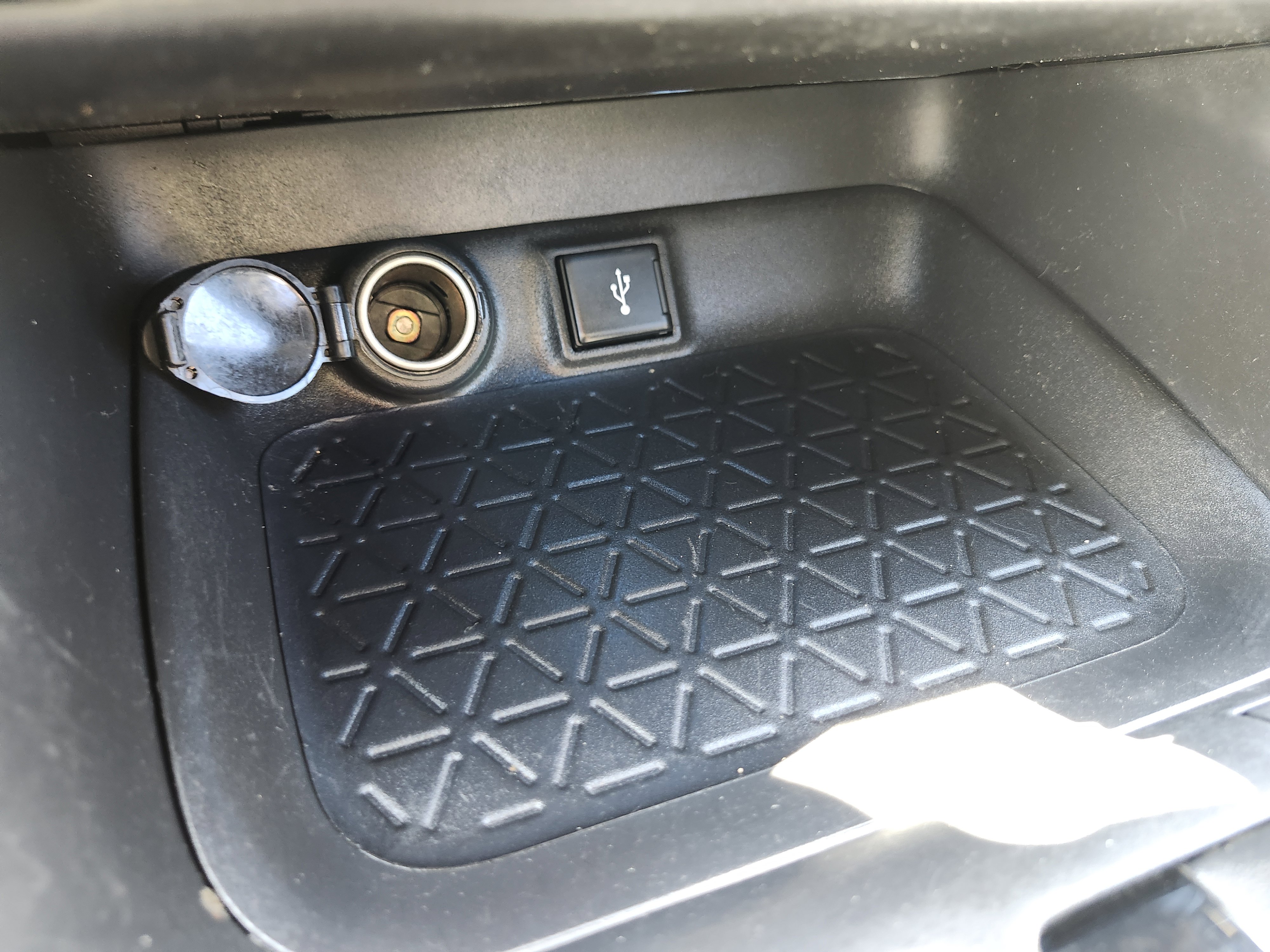 Used 2022 Toyota RAV4 XSE image 34