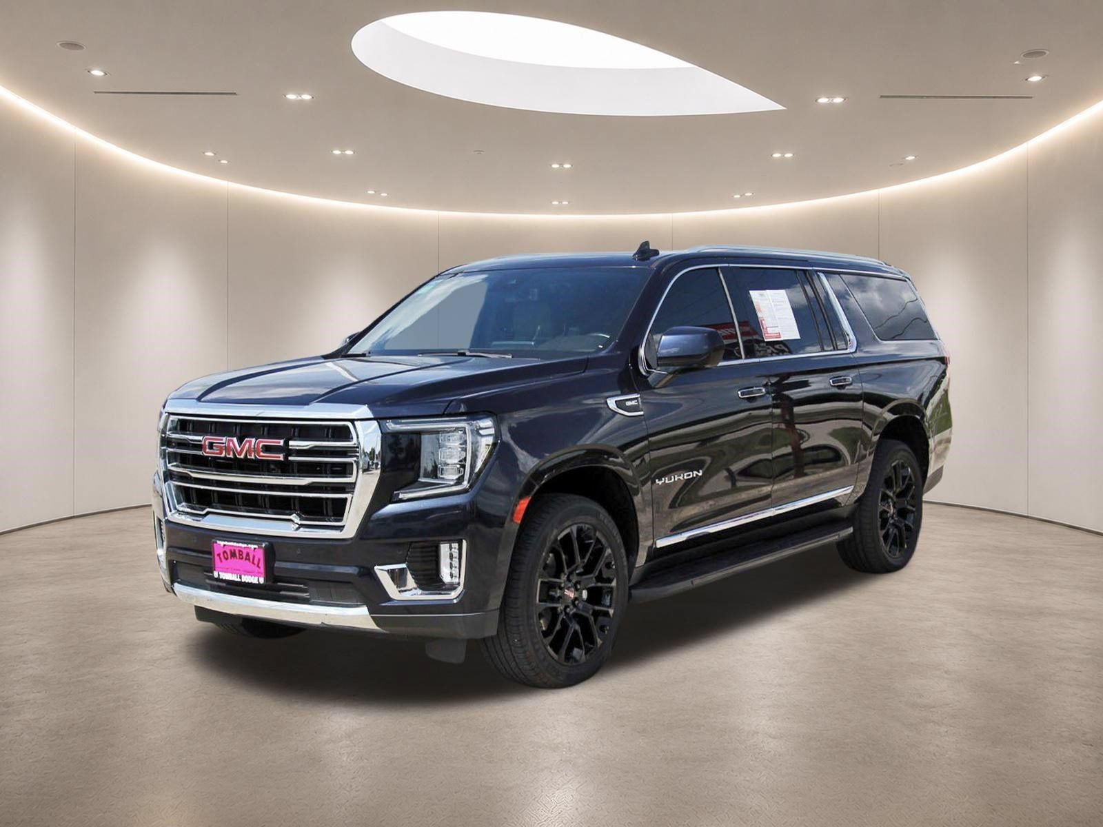 Used 2023 GMC Yukon XL SLT RWD image 3