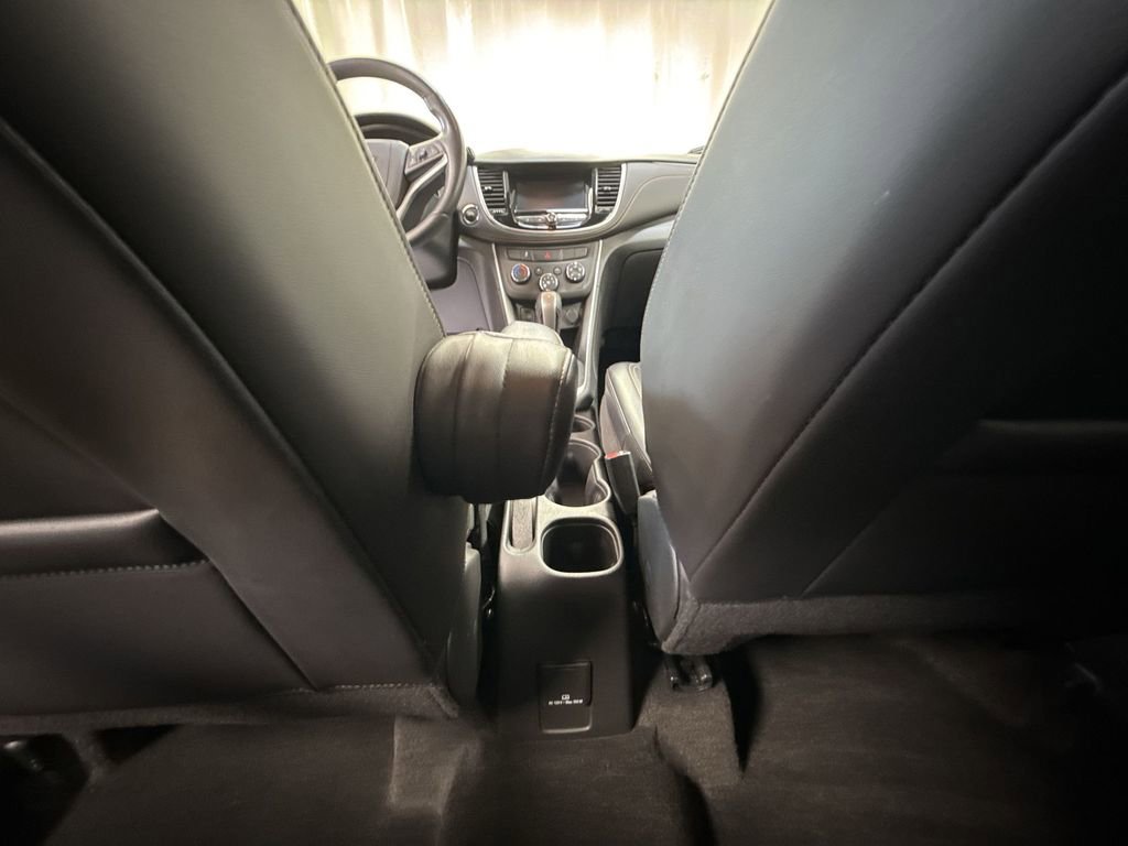 Certified 2022 Chevrolet Trax LT w/ LT Convenience Package image 30