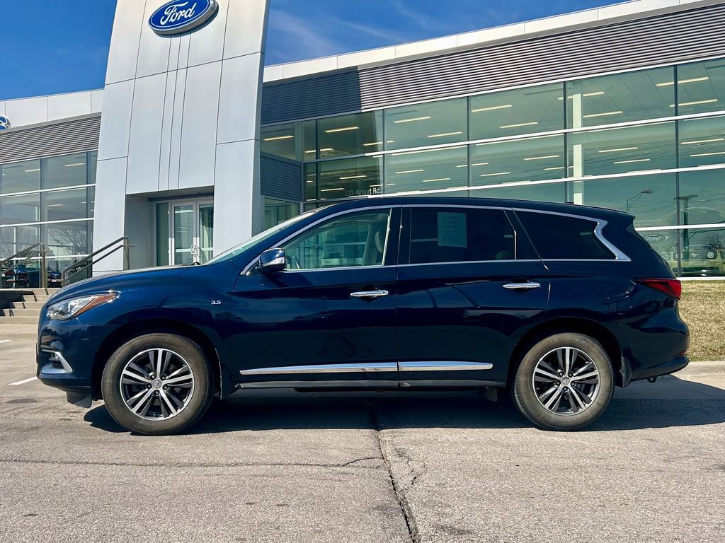 Used 2016 INFINITI QX60 Luxe image 3