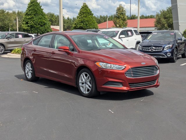 Used 2014 Ford Fusion SE image 3