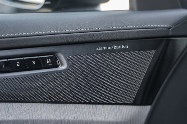 New 2026 Volvo XC90 B6 Ultra w/ Protection Package image 32