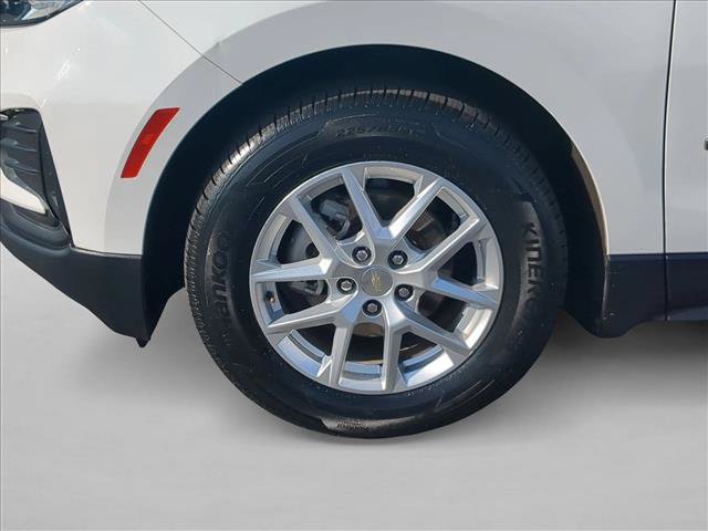 Used 2022 Chevrolet Equinox LS w/ LPO, Floor Liner Package FWD image 24
