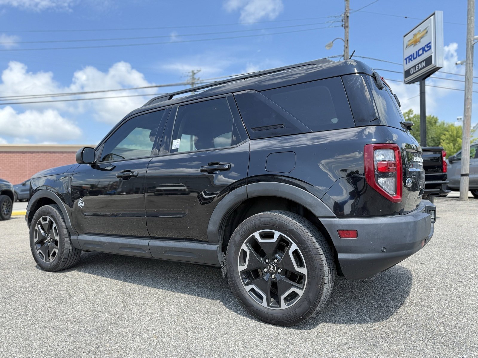 Used 2021 Ford Bronco Sport Outer Banks image 4