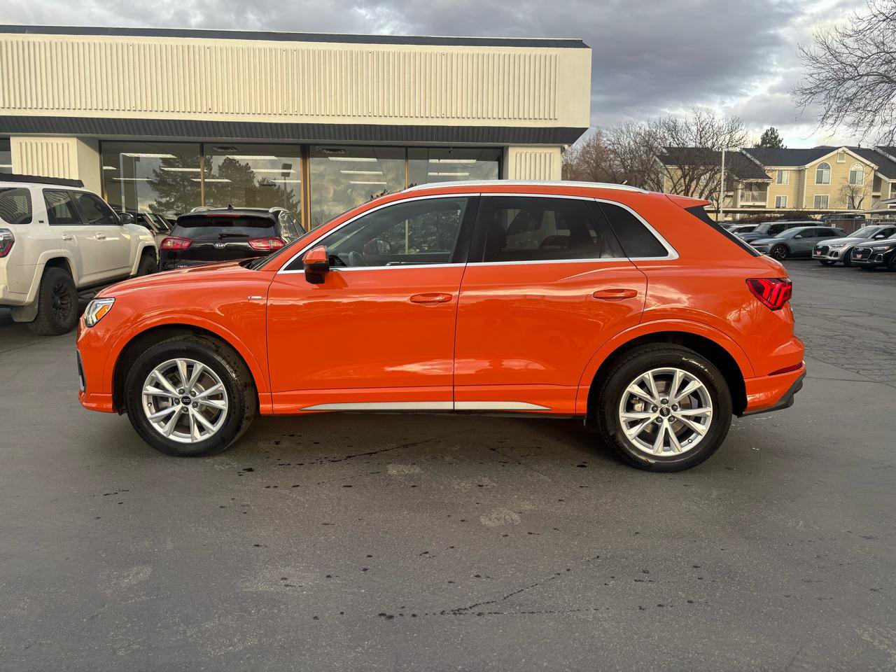 Used 2023 Audi Q3 2.0T Premium Plus w/ Premium Plus Package AWD/4WD image 26