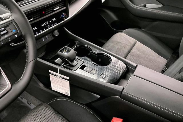 New 2026 Nissan Rogue SV FWD image 9