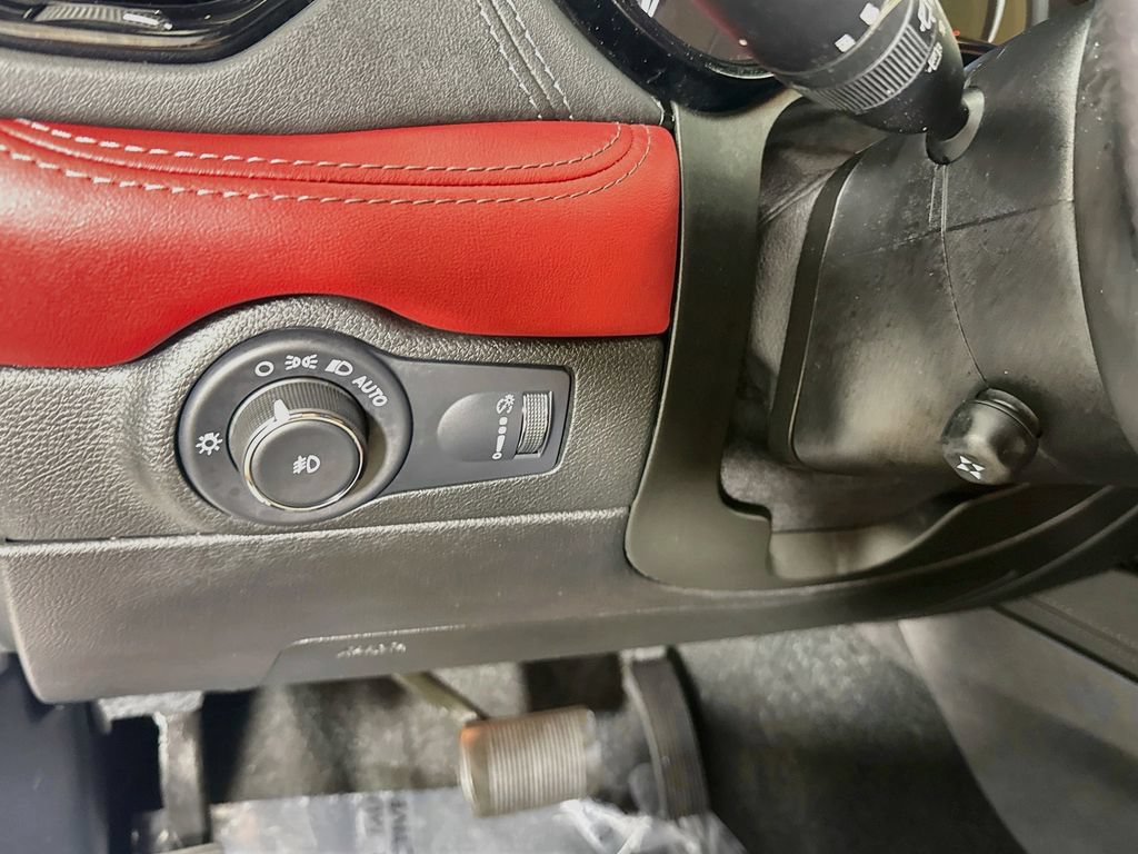 Used 2022 Dodge Durango R/T RWD image 22