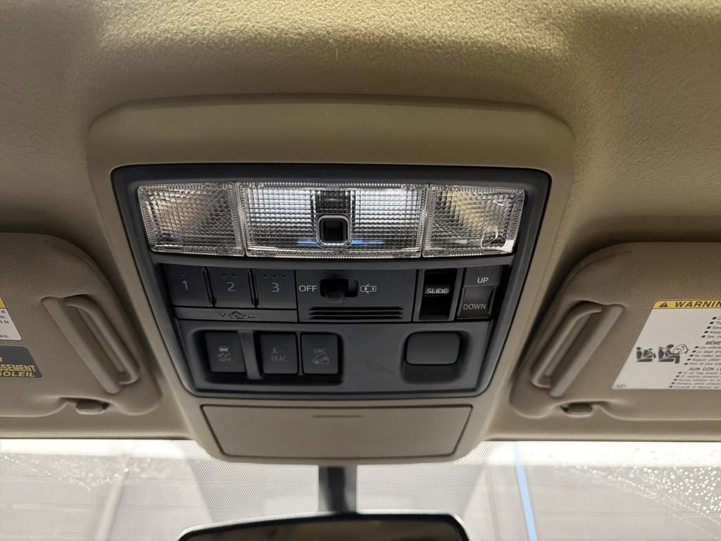 Used 2019 Toyota 4Runner SR5 Premium image 25