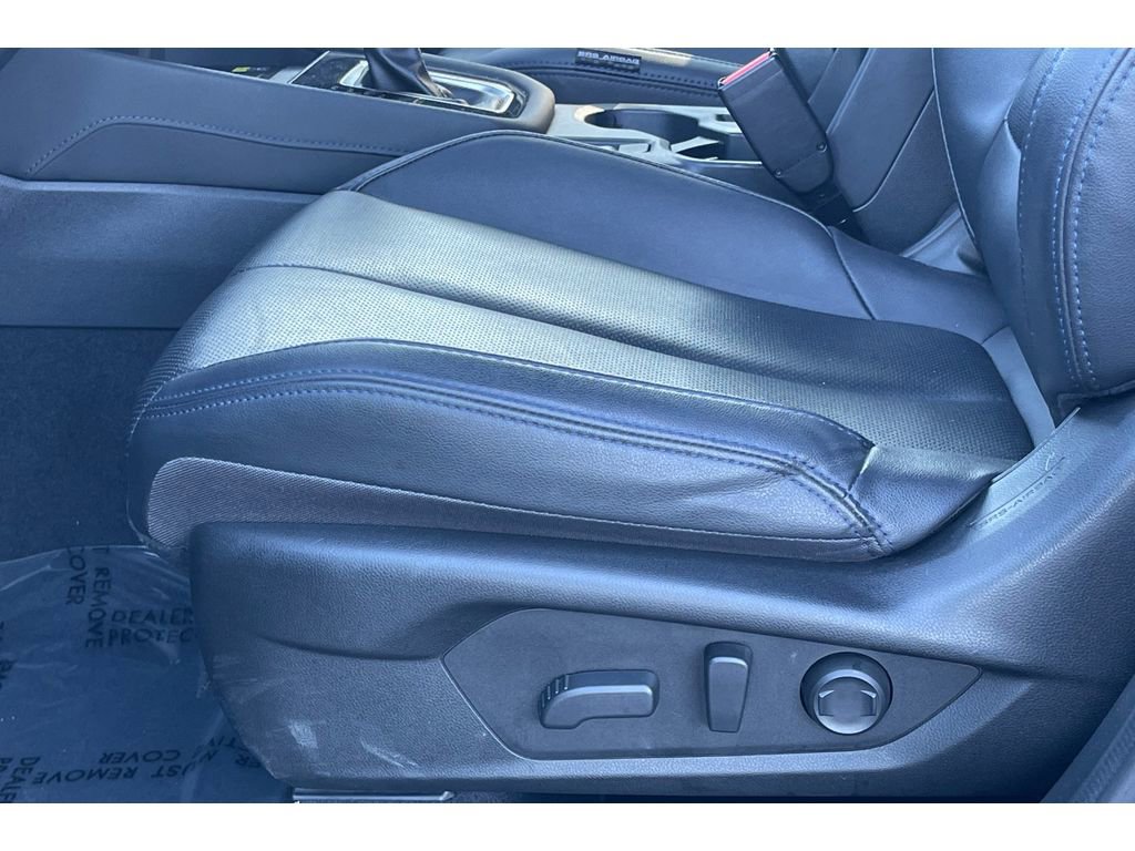 Used 2025 Subaru Forester Limited image 13
