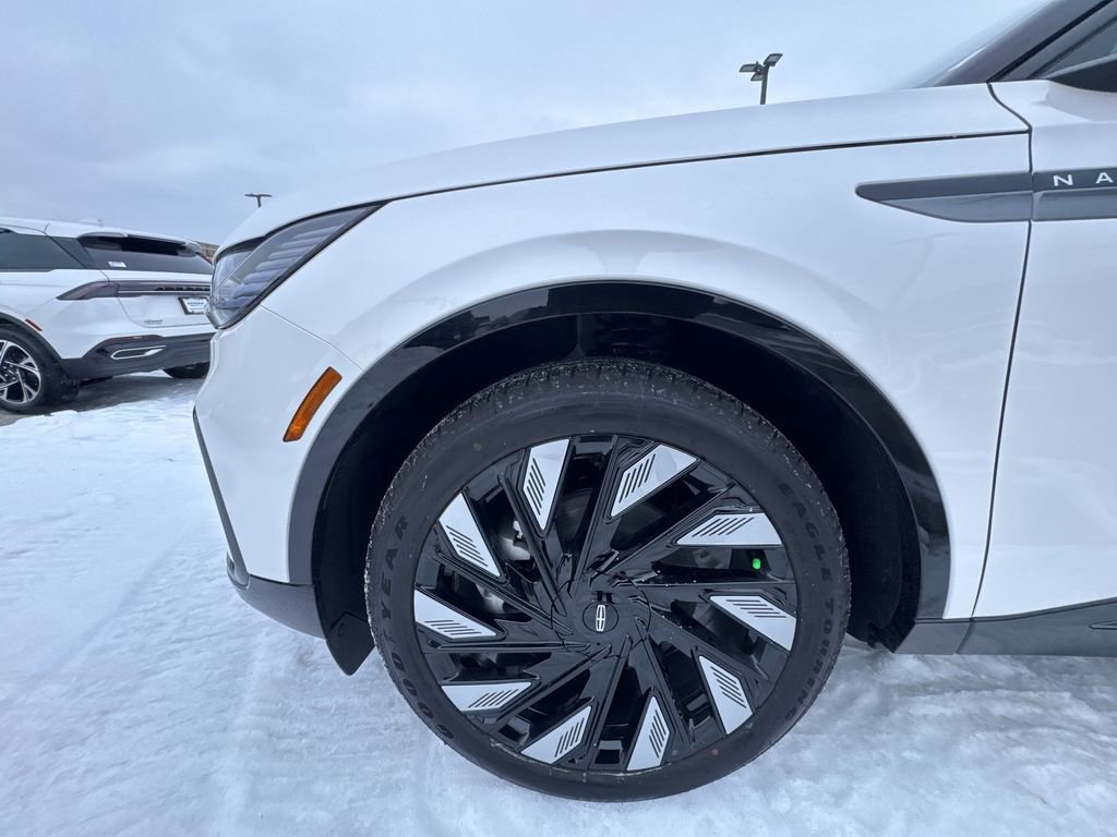 New 2026 Lincoln Nautilus Reserve image 10