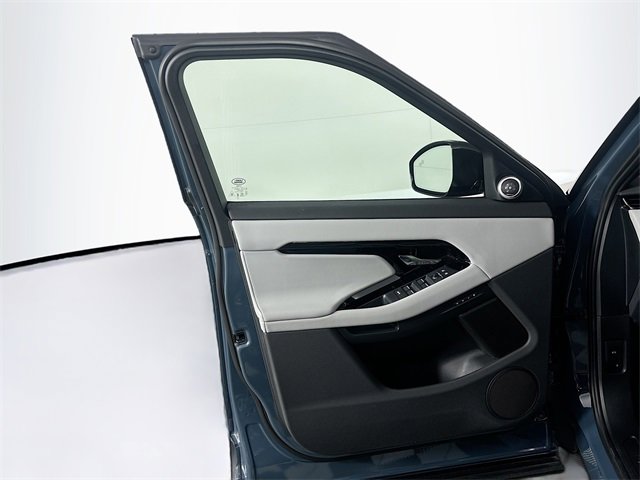 Used 2026 Land Rover Range Rover Evoque S image 11