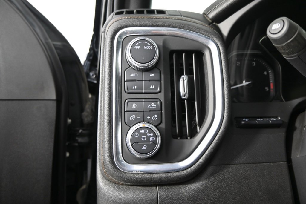 Used 2021 GMC Sierra 3500 AT4 image 28