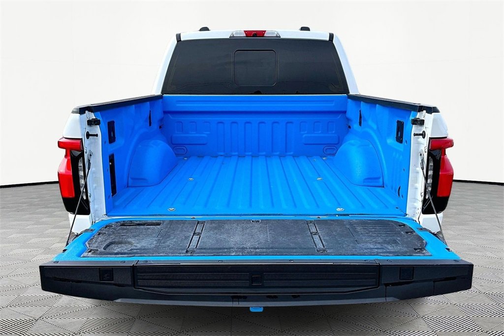 Certified 2022 Ford F150 Lightning Platinum image 18