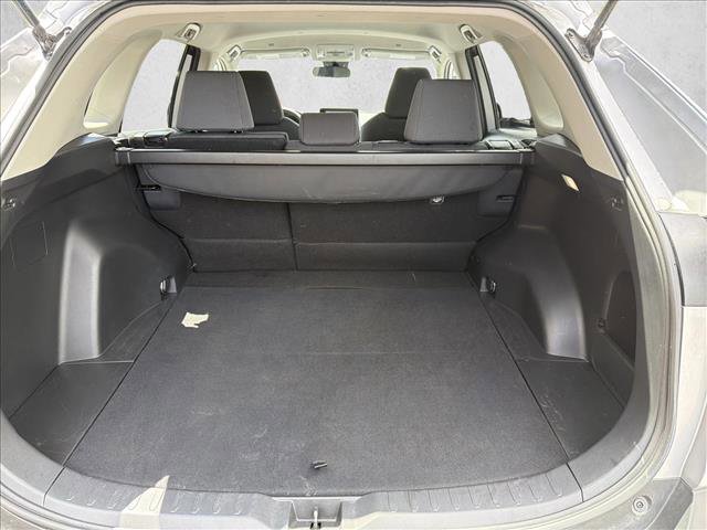 Used 2025 Toyota RAV4 XLE AWD/4WD image 25
