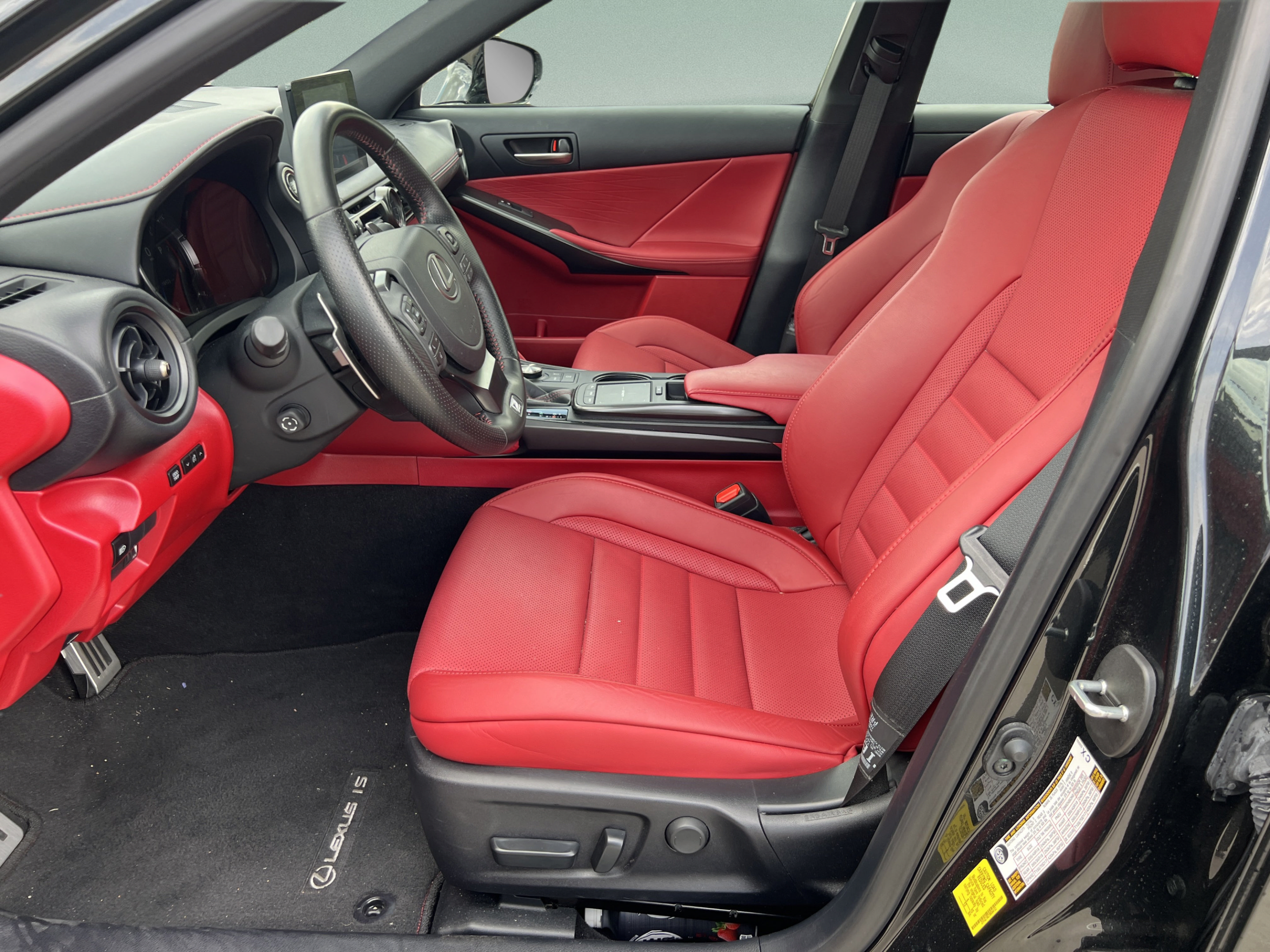 Used 2025 Lexus IS 350 F Sport RWD image 20