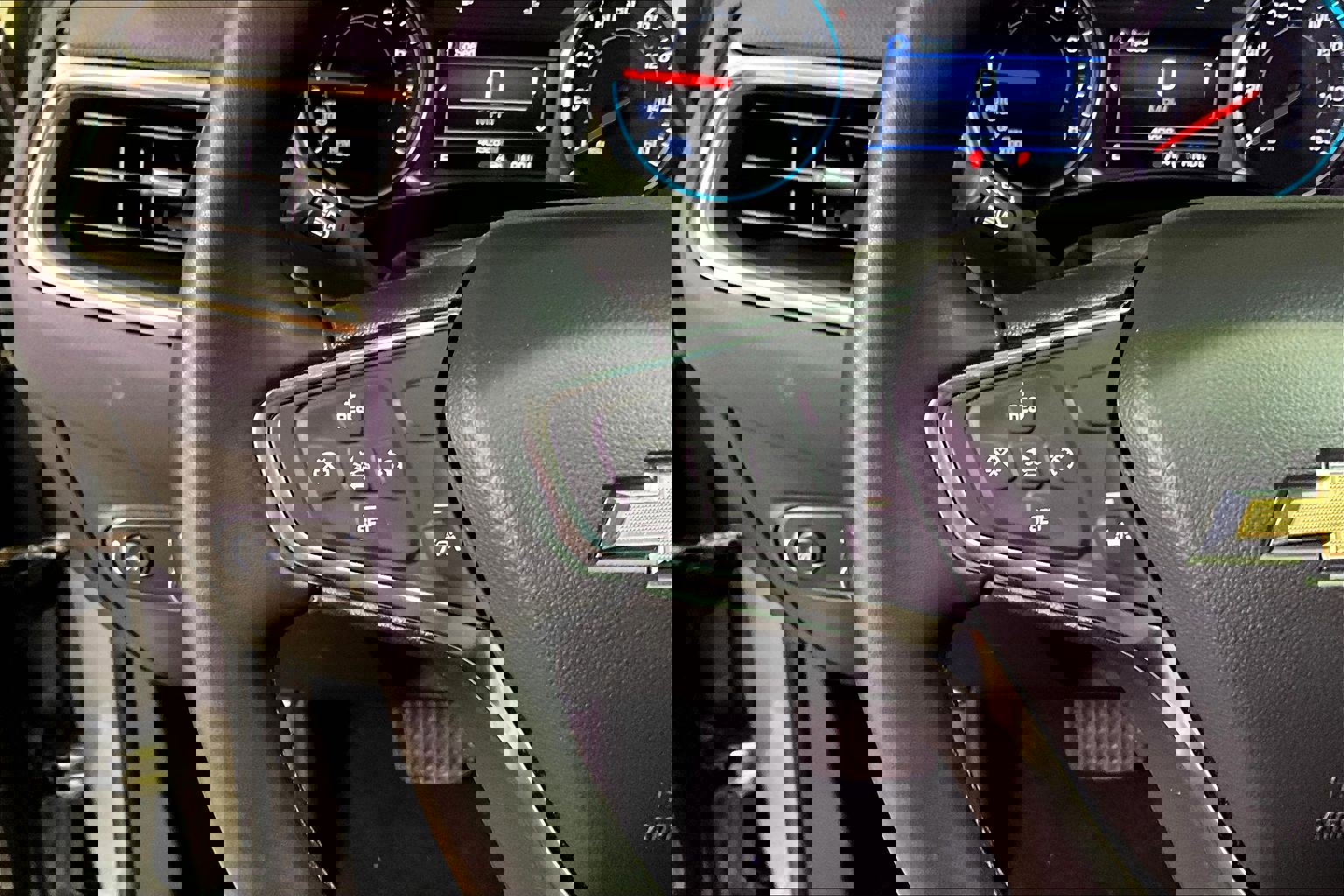 Used 2024 Chevrolet Equinox LT image 11