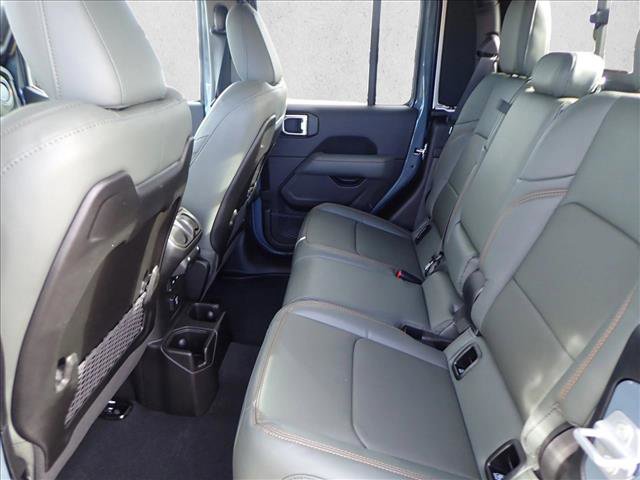 New 2026 Jeep Gladiator Mojave image 8