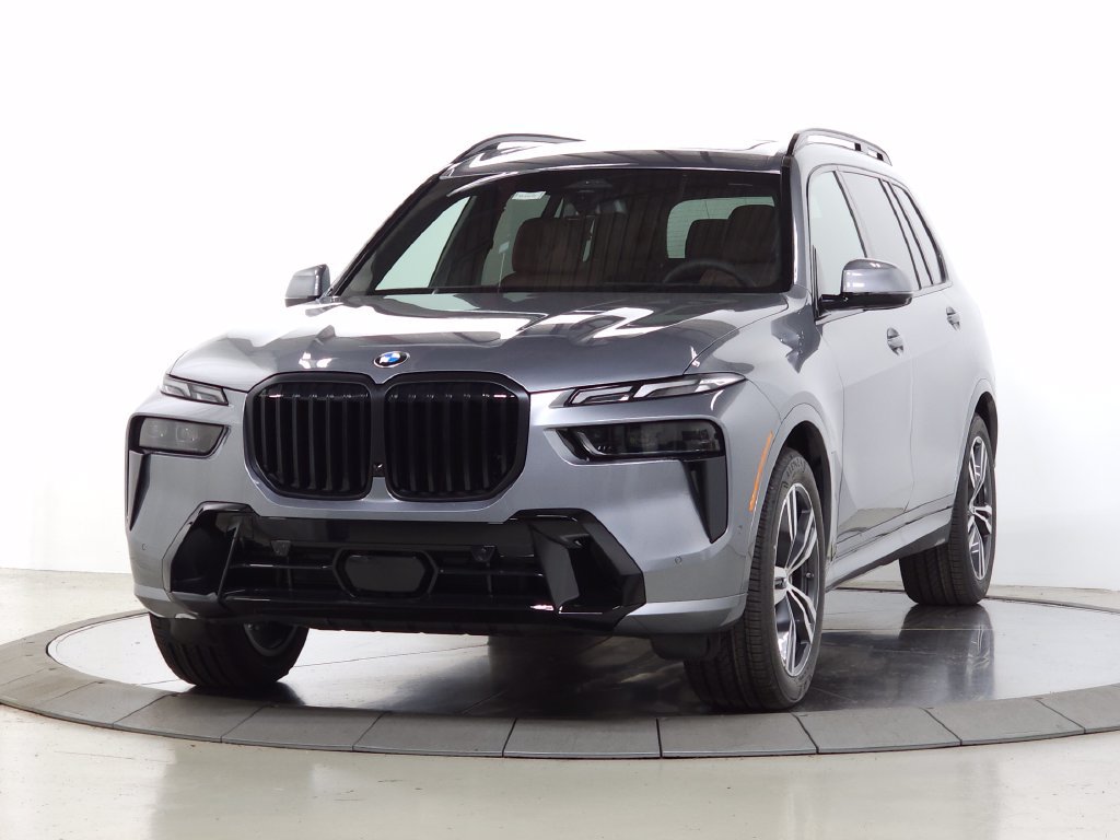 Used 2027 BMW X7 xDrive40i w/ M Sport Package AWD/4WD image 3
