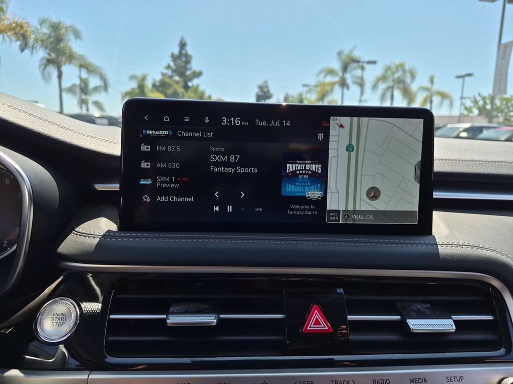 Used 2025 Genesis G70 2.5T RWD image 19
