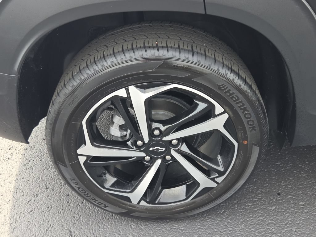 Used 2022 Chevrolet TrailBlazer RS FWD image 11