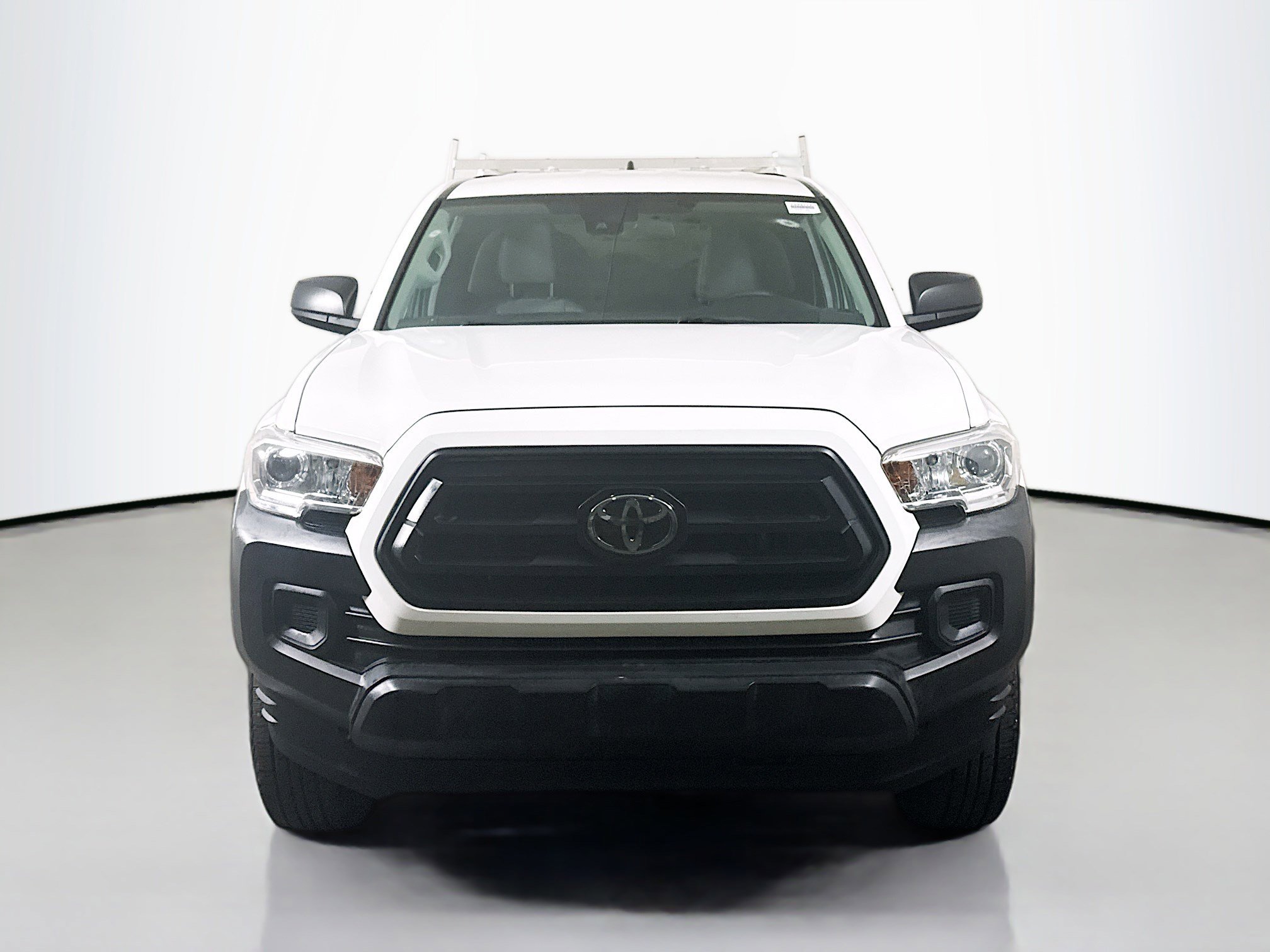 Used 2021 Toyota Tacoma SR image 2