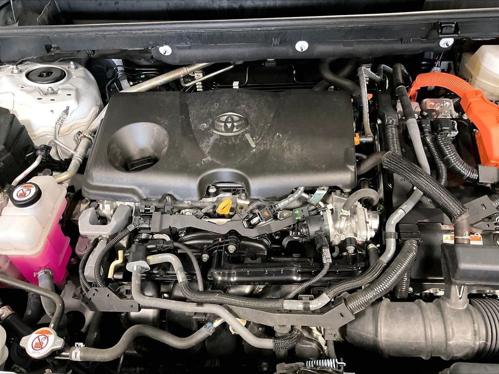 Certified 2025 Toyota RAV4 XLE AWD/4WD image 34