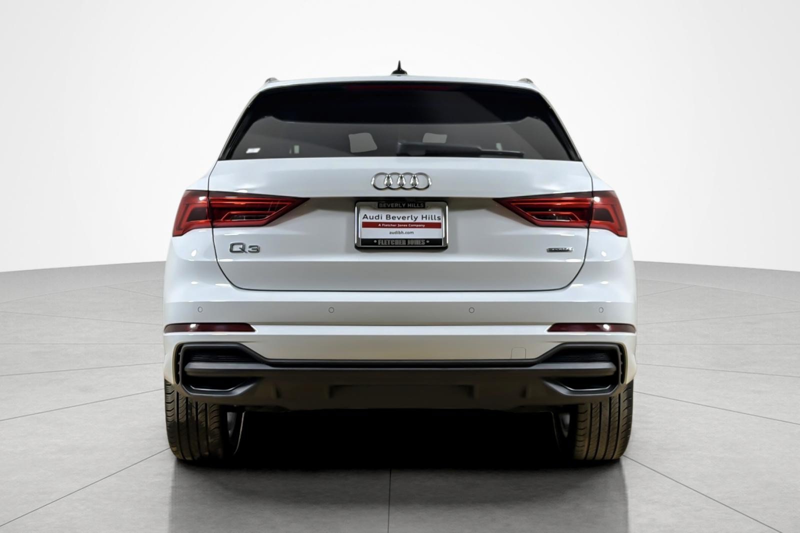 Used 2023 Audi Q3 2.0T Premium Plus w/ Premium Plus Package AWD/4WD image 4